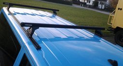 VW T5 Dachträgersystem Rhino Rack Grundträger Heavy Duty auf Dachschienen